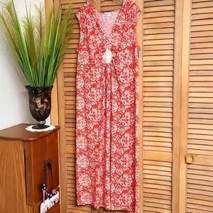 Fashion Bug | Dresses | Fashion Bug Long Sleeveless Dress | Poshmark